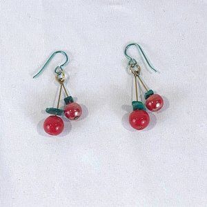 ❤️ Vintage Dangle Cherry / Apple Earrings